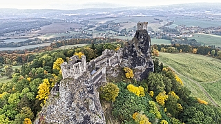 Hrad Trosky (Česká republika) - Photo by Martin Kunzendorfer