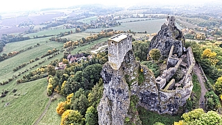 Hrad Trosky (Česká republika) - Photo by Martin Kunzendorfer