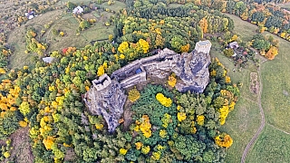 Hrad Trosky (Česká republika) - Photo by Martin Kunzendorfer