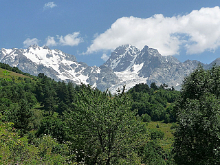 Výhledy okolo Shovi (Gruzie)