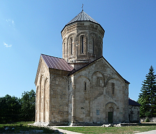 Chrám v Nikortsmindě (Gruzie)