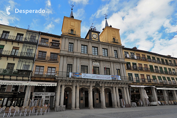 Plaza Mayor v Segovii (Španělsko)