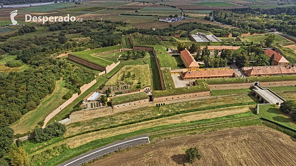 Památník Terezín (Česká republika) - Photo by Martin Kunzendorfer