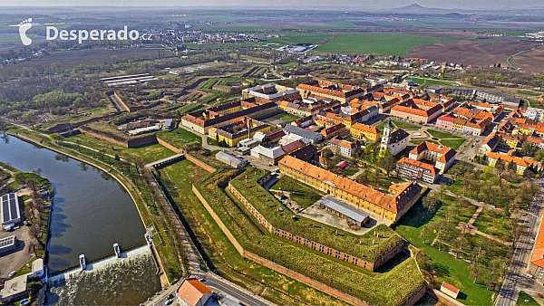 Památník Terezín (Česká republika) - Photo by Martin Kunzendorfer