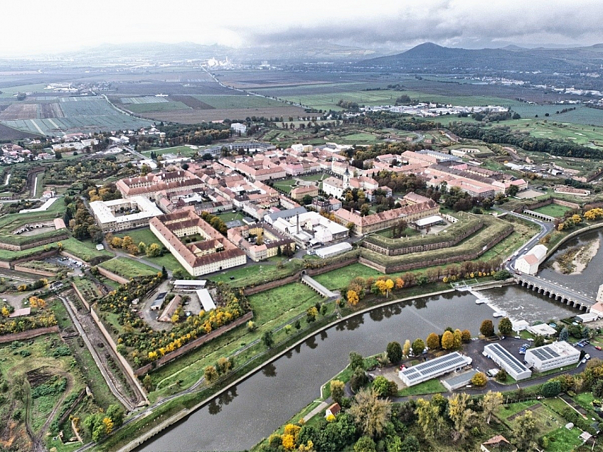 Památník Terezín (Česká republika) - Photo by Martin Kunzendorfer