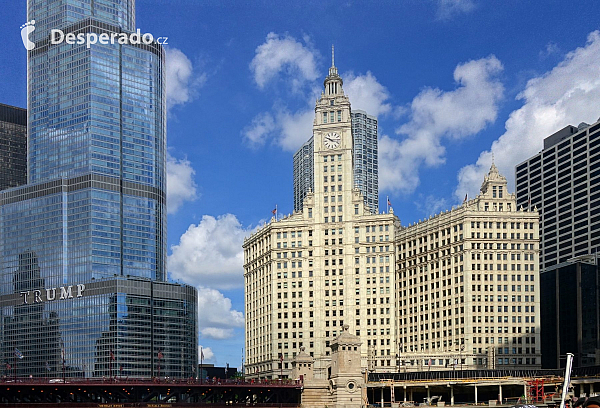 Mrakodrap Trump International Hotel and Tower v Chicagu (Illinois - USA)