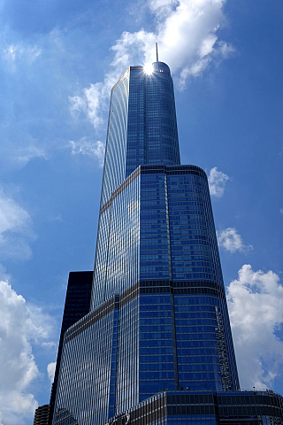 Mrakodrap Trump International Hotel and Tower v Chicagu (Illinois - USA)