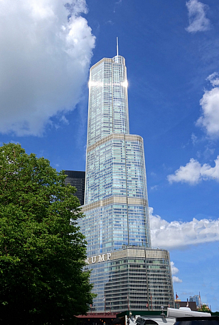 Mrakodrap Trump International Hotel and Tower v Chicagu (Illinois - USA)