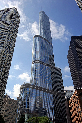 Mrakodrap Trump International Hotel and Tower v Chicagu (Illinois - USA)