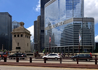 Mrakodrap Trump International Hotel and Tower v Chicagu (Illinois - USA)