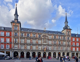Náměstí Plaza Mayor v centru Madridu (Španělsko)
