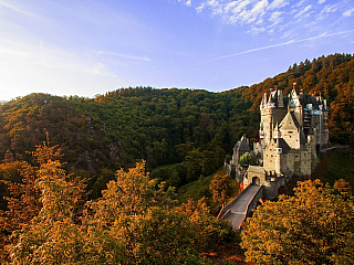 Hrad Eltz je pro mnohé nejkrásnějším hradem Německa