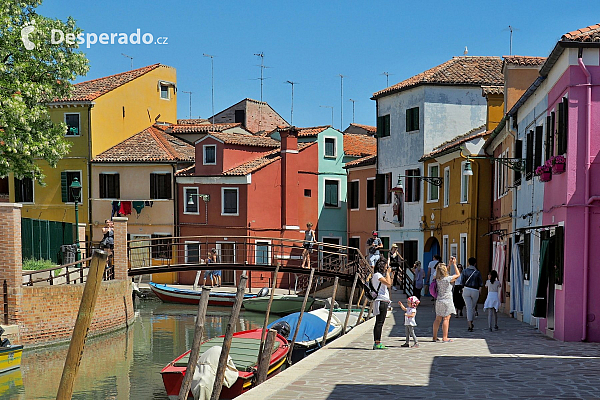 Ostrov Burano (Itálie)