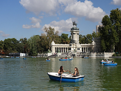 El Retiro Park v Madridu (Španělsko)