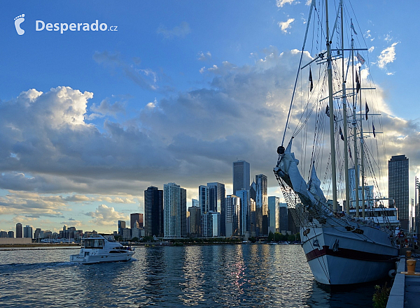 Navy Pier v Chicagu (Ilinois - USA)