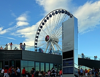 Navy Pier v Chicagu (Ilinois - USA)