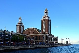 Navy Pier v Chicagu (Ilinois - USA)