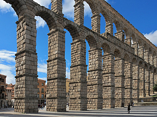 Akvadukt v Segovii je dílem zlatých římských ručiček