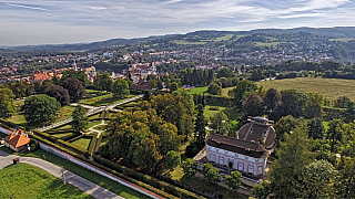 Zámecká zahrada a Otáčivé hlediště v Českém Krumlově (Česká republika) - Photo by Martin Kunzendorfer