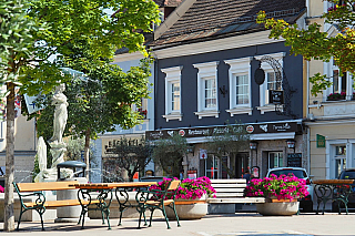 Hauptplatz ve Feldkirchen in Kärnten (Rakousko)