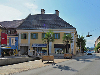 Schillerplatz ve Feldkirchen in Kärnten (Rakousko)