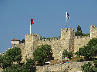 Castelo de Sao Jorge v Lisabonu