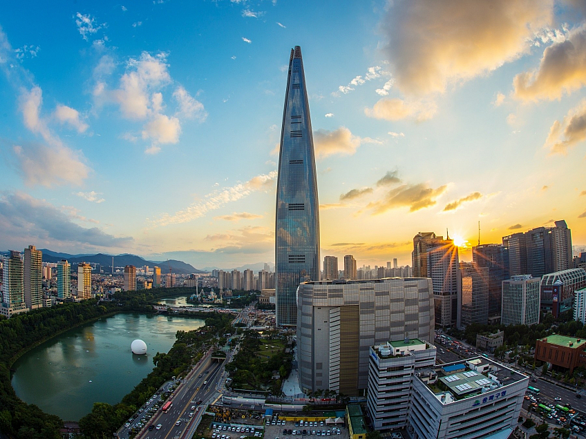 Lotte World Tower v Soulu (Jižní Korea)