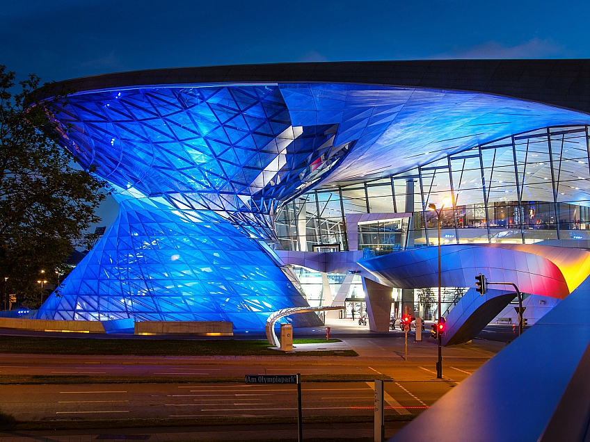 BMW Welt v Mnichově (Německo)