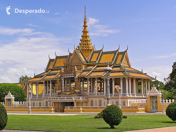 Královský palác v Phnompenh (Kambodža)