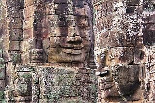 Chrámový komplex Angkor - chrám Bayon (Kambodža)