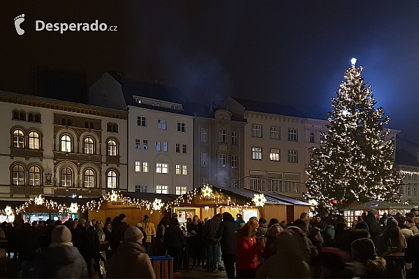 Vánoční trhy v Olomouci (Česká republika)