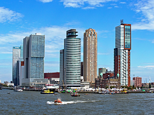 Rotterdam je jedním z největších přístavů na světě