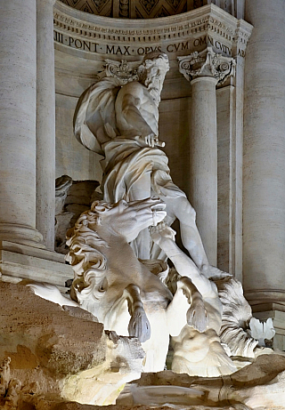 Fontana di Trevi v Římě (Itálie)