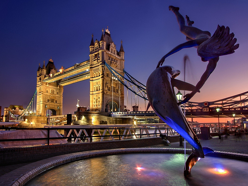 Tower Bridge v Londýně (Velká Británie)