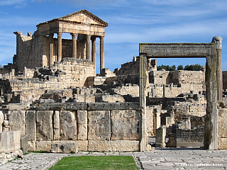 Dougga – pozůstatky římského přepychu