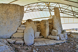 Megalitický chrám Hagar Qim (Malta)