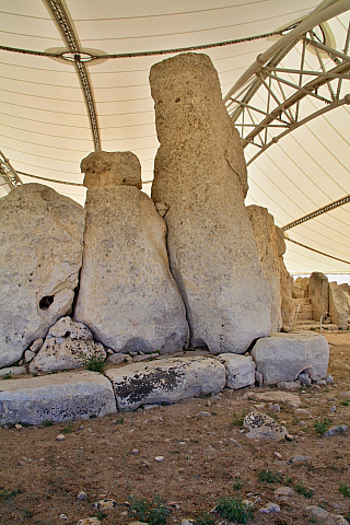 Megalitický chrám Hagar Qim (Malta)