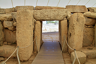 Megalitický chrám Hagar Qim (Malta)