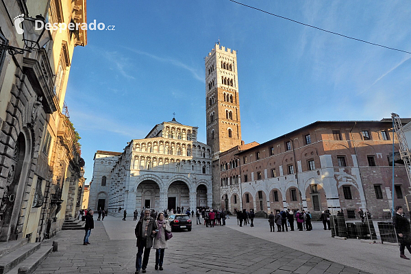 Katedrála Duomo di San Martino v Lucca (Itálie)