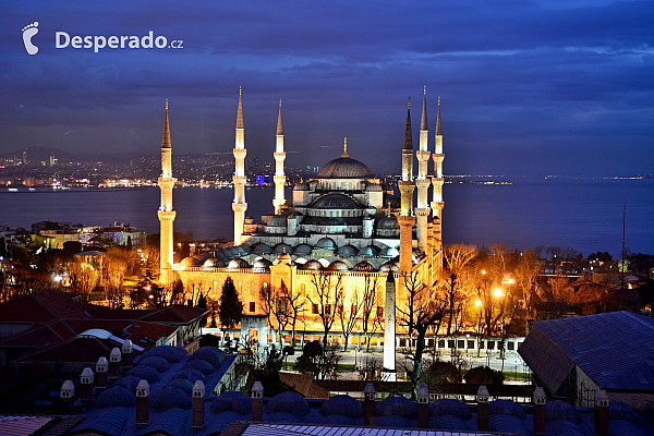 Modrá mešita v Istanbulu (Turecko)
