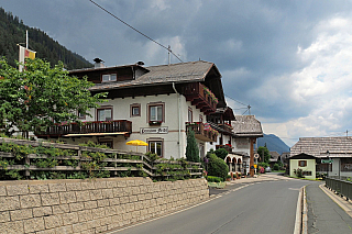 Techendorf a jezero Weissensee v Korutanech (Rakousko)