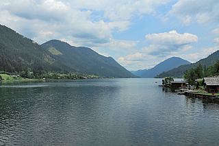 Techendorf a jezero Weissensee v Korutanech (Rakousko)