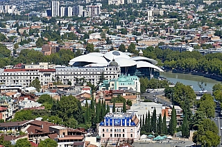Moderní část hlavního města Tbilisi (Gruzie)