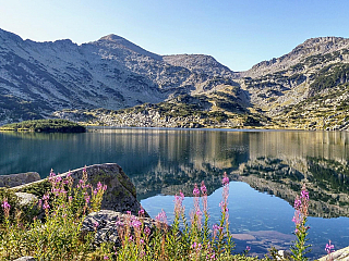 Popovo jezero v pohoří Pirin (Bulharsko)
