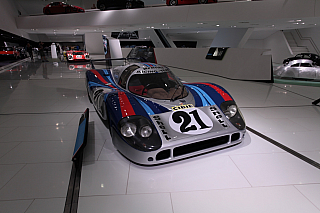 Porsche muzeum ve Stuttgartu (Německo)