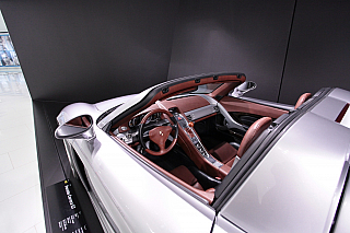 Porsche muzeum ve Stuttgartu (Německo)