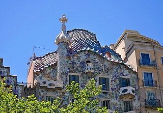 Secesní dům Casa Batlló v Barcelóně (Katalánsko - Španělsko)