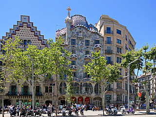 Secesní dům Casa Batlló v Barcelóně (Katalánsko - Španělsko)