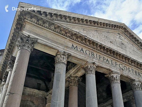 Pantheon v Římě (Itálie)