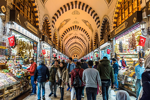 Egyptský bazar v Istanbulu (Turecko)